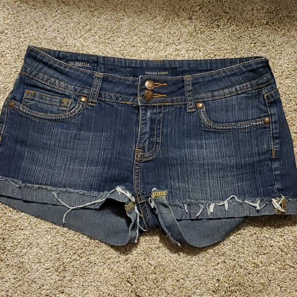 🔥SALE Vigoss Seattle Jean Shorts - Picture 1 of 6